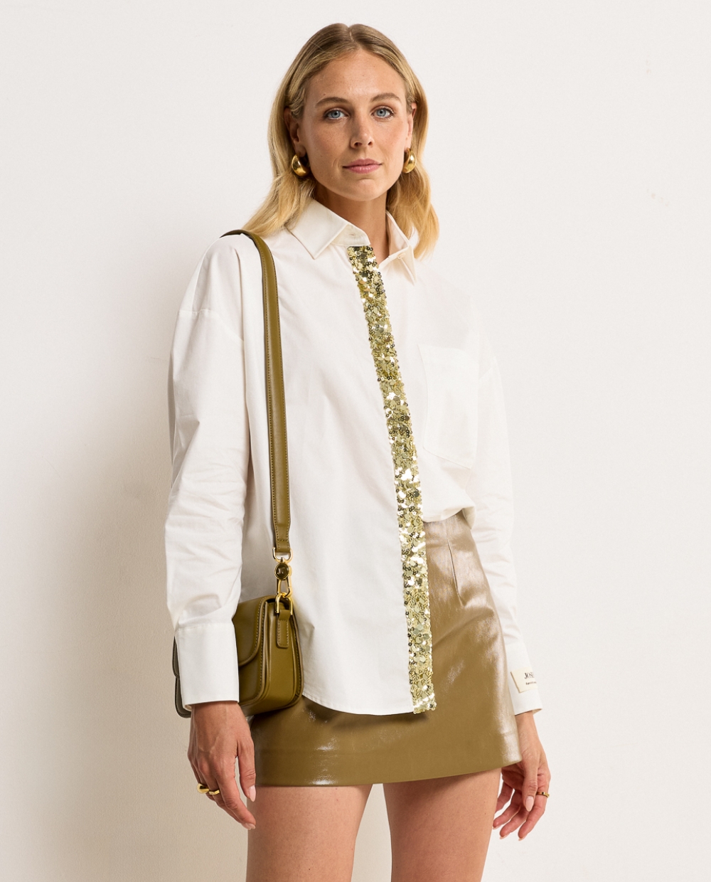 Shop de sale van JOSH V