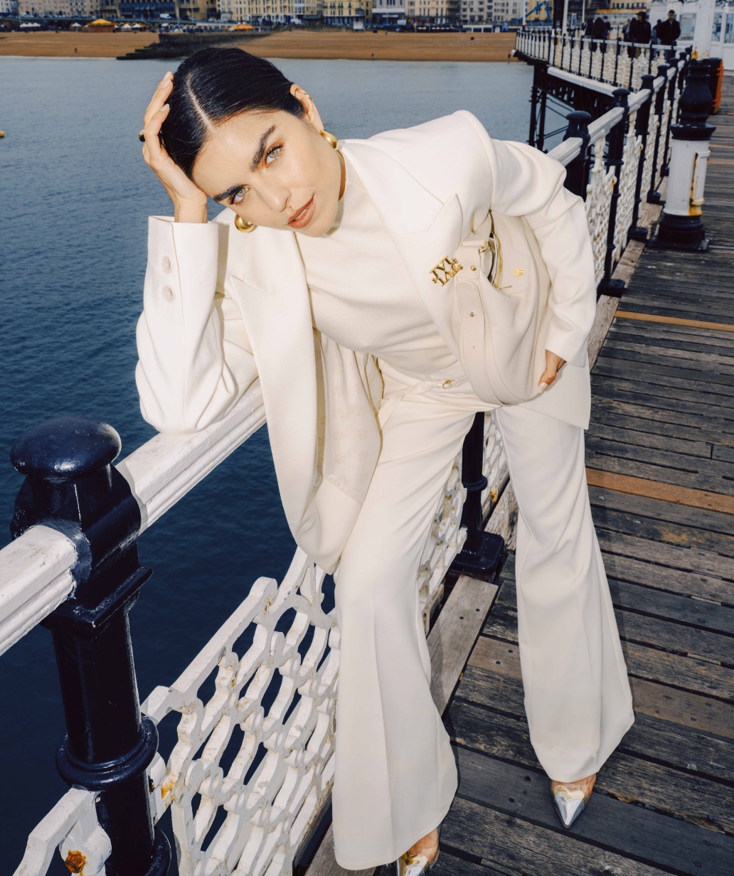 FINAL SALE WEEKEND UP TO 50% + 20% EXTRA