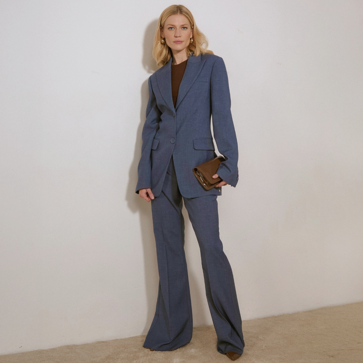 Shop de sale van JOSH V