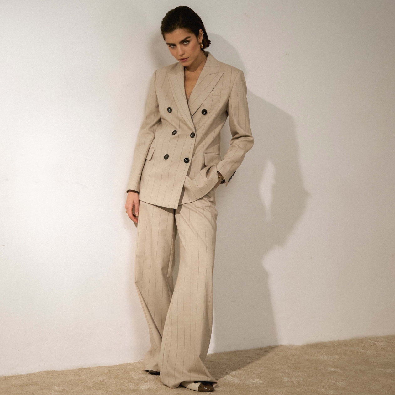 Shop de sale van JOSH V