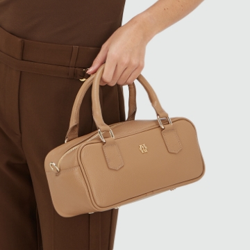 Shop de sale van JOSH V