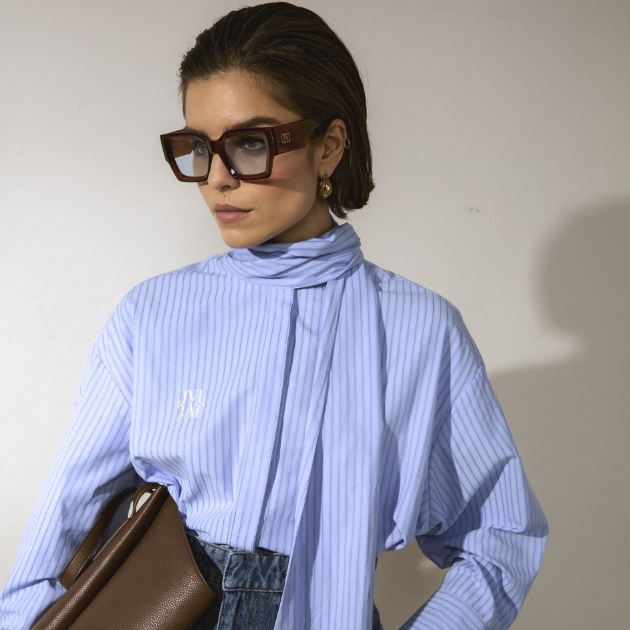 Shop de sale van JOSH V