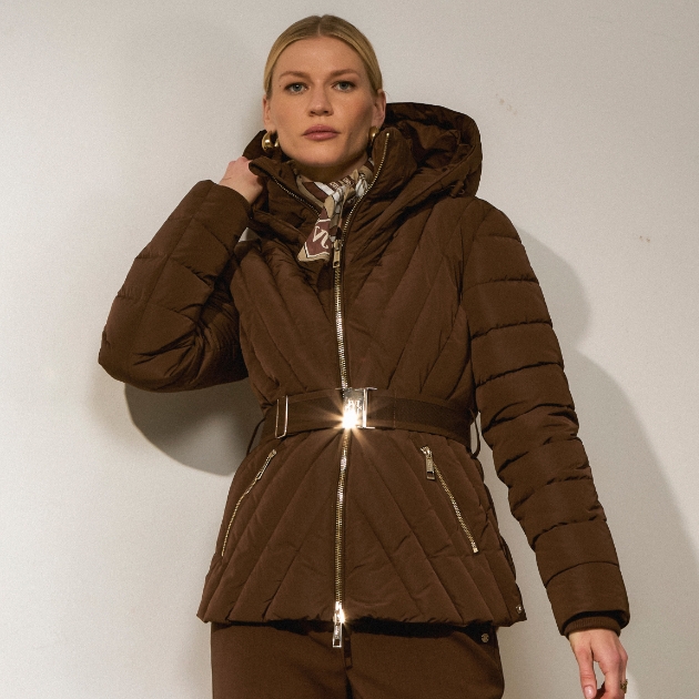 Shop de sale van JOSH V