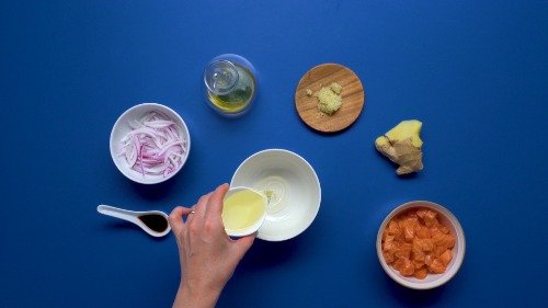 Preparazione Pokè al salmone 03
