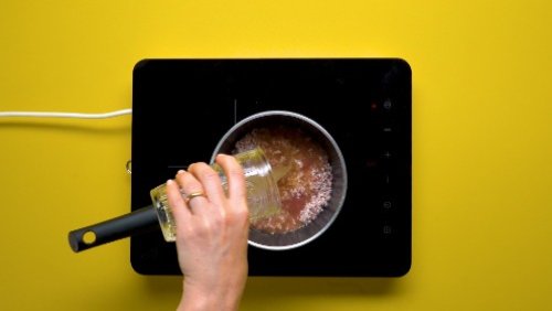 Preparazione risotto ai mirtilli 06