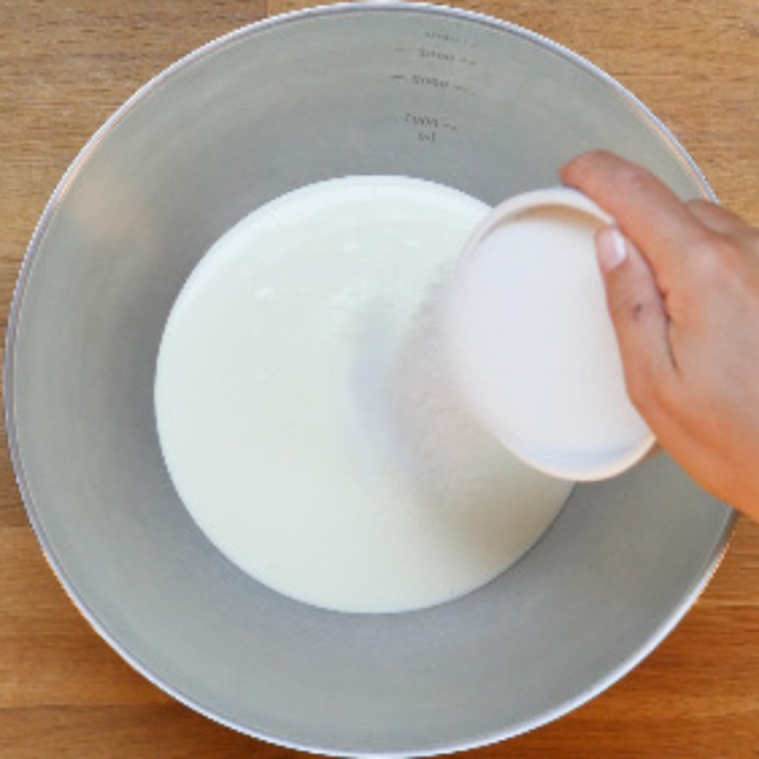 Preparazione Millefoglie vaniglia, fichi e castagne 03