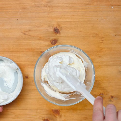 Preparazione Zeppole al forno con crema al mascarpone 04
