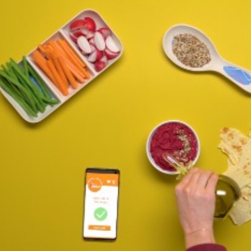 Preparazione Hummus rosa e pinzimonio 04