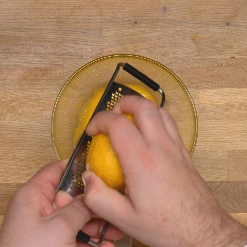 Preparazione Soufflé di colomba con salsa al limone 11