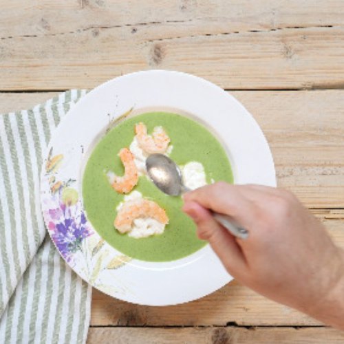 Preparazione Vellutata di zucchine, stracciatella e mazzancolle arrostite 08