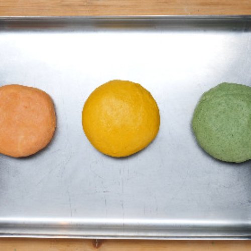 Preparazione Piccoli panini morbidi e colorati 03