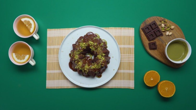Preparazione Torta al cacao con crema di pistacchio 10