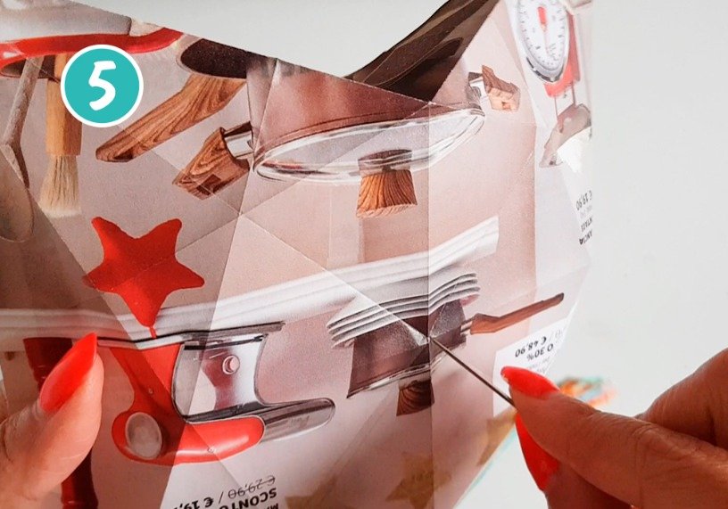 Procedimento Addobbi natalizi con nappina 05