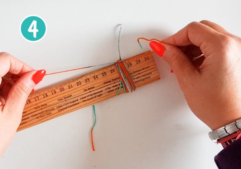 Procedimento Addobbi natalizi con nappina 04