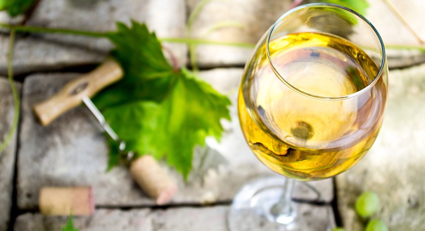 Calice di vino bianco