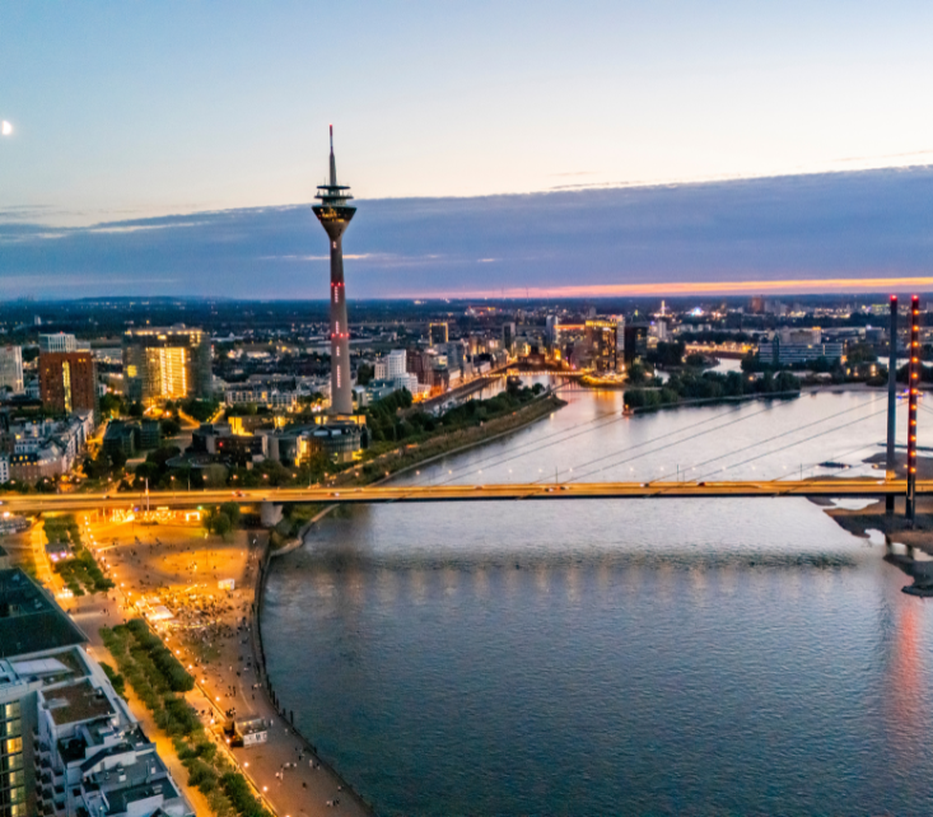 Düsseldorf at night