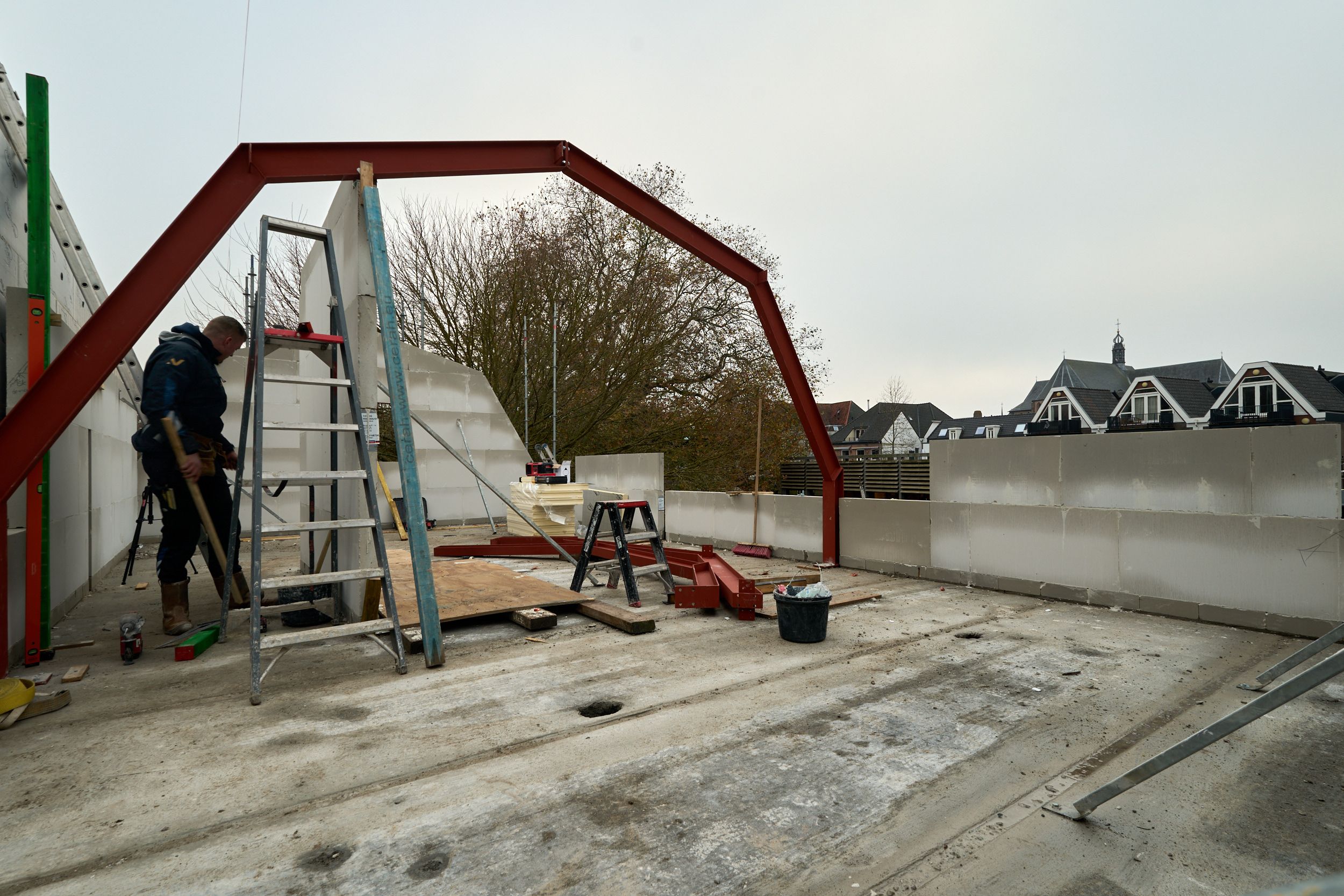 1e verdieping & steigers