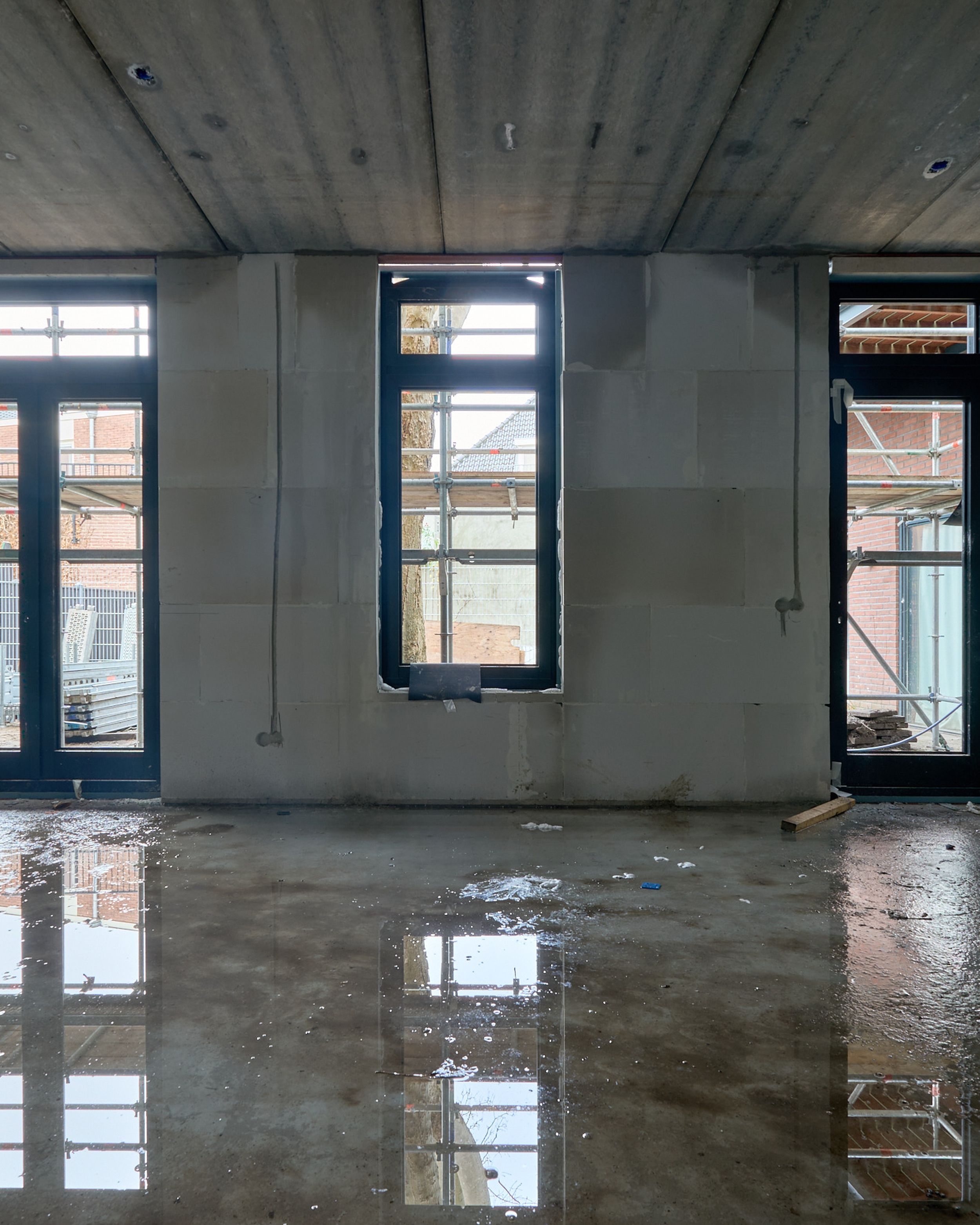 1e verdieping & steigers