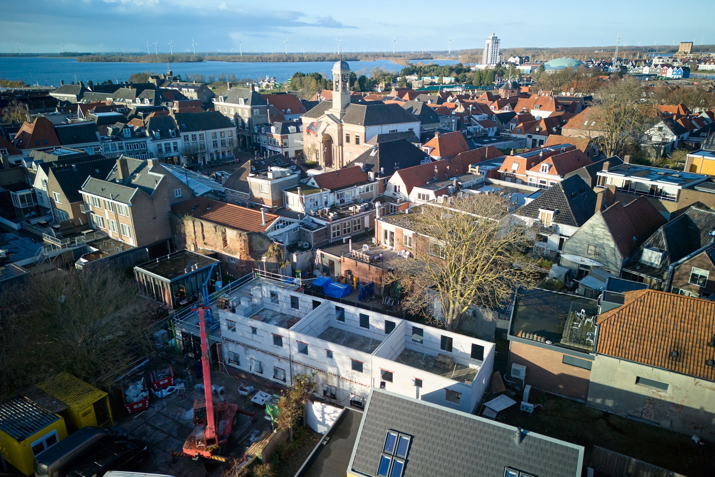 Begin 1e verdieping & buitenmuur