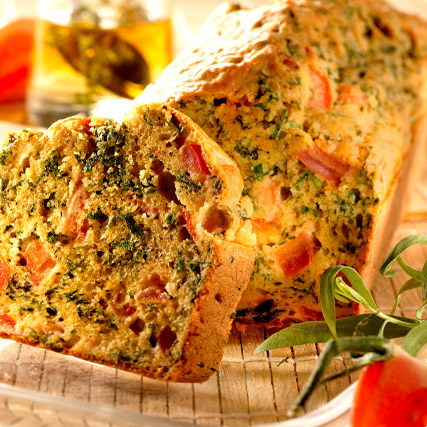 cake-a-la-tomate-aux-herbes-parfumees - Mathon