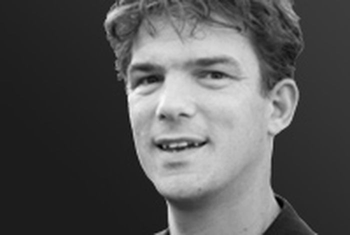 MinION in the marine environment: from identifying tetrodotoxin producers to tracing sharks and rays using eDNA