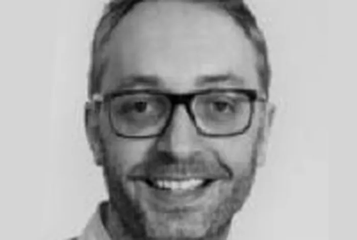 Sequencing human genomes with nanopore technology