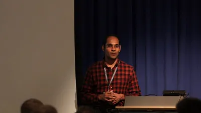 Fast and Sensitive Mapping of Nanopore Sequencing Reads with GraphMap