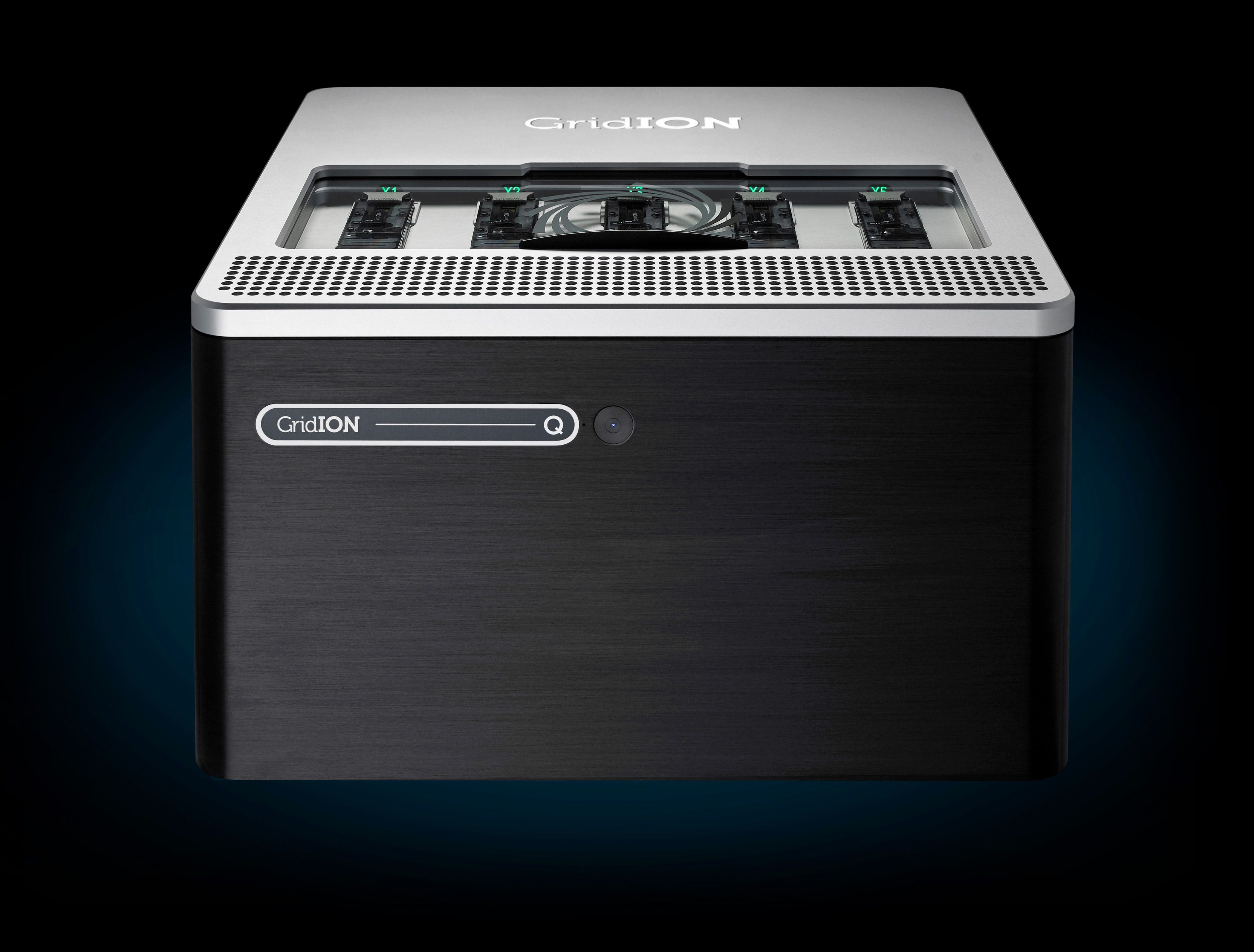 GridION Q Front Black