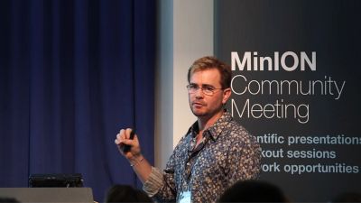 Determining Exon Connectivity by Nanopore Sequencing