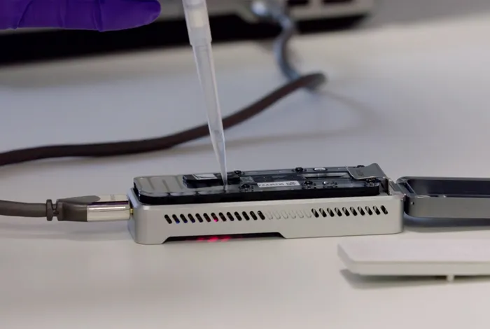 A squalene–hopene cyclase in *Schizosaccharomyces japonicus *represents a eukaryotic adaptation to sterol–independent anaerobic growth