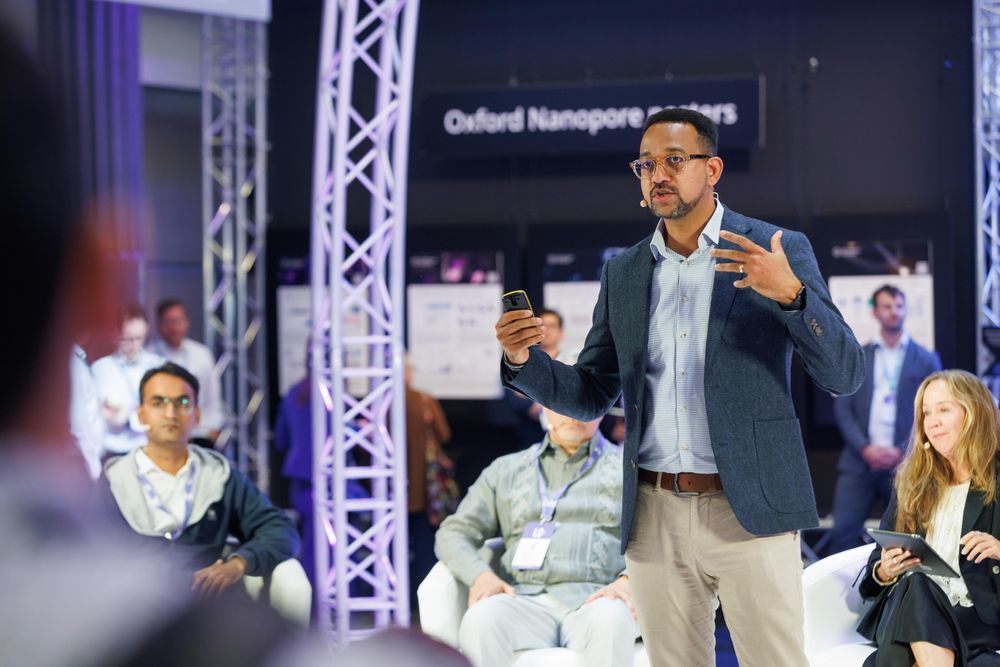 Yaw Bediako speaking and presenting at London Calling 2025