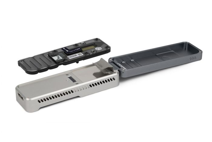 "Most complete human genome assembly to date using single tech": Nature Biotech paper from consortium of nine centres use MinION to sequence human genome