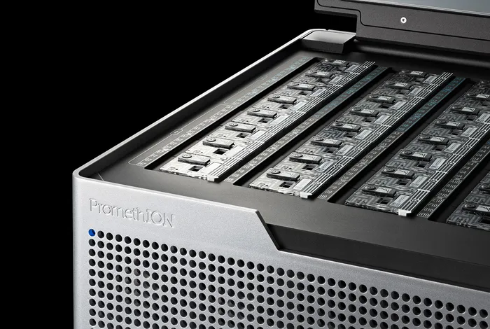 Structural variants identified by Oxford Nanopore PromethION sequencing of the human genome