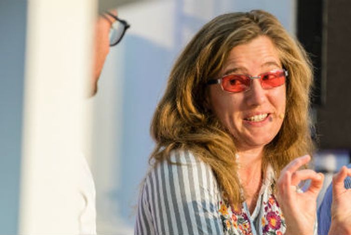 Using full-length transcript sequencing to reveal the fate of mRNA in aging seeds