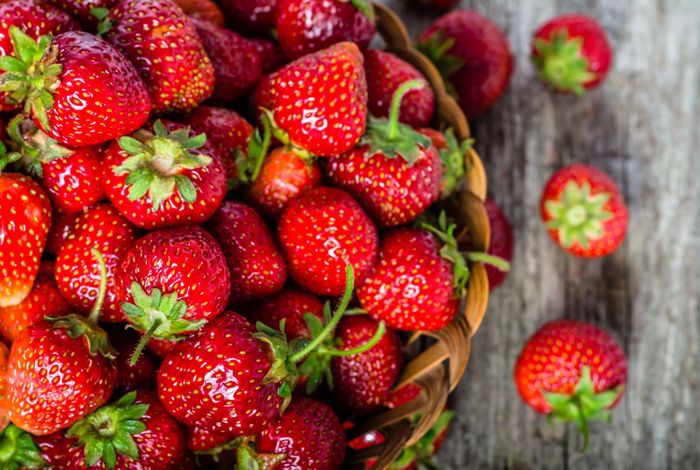Transcriptomic complexity in strawberry fruit development and maturation revealed by nanopore sequencing