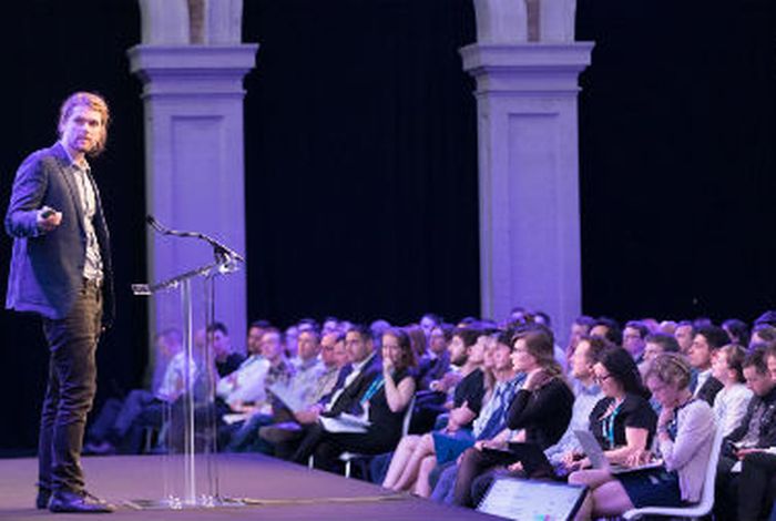 Multiplexed direct quantification of barcoded protein reporters on a MinION