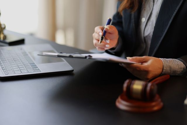 01 Legal certainty & compliance