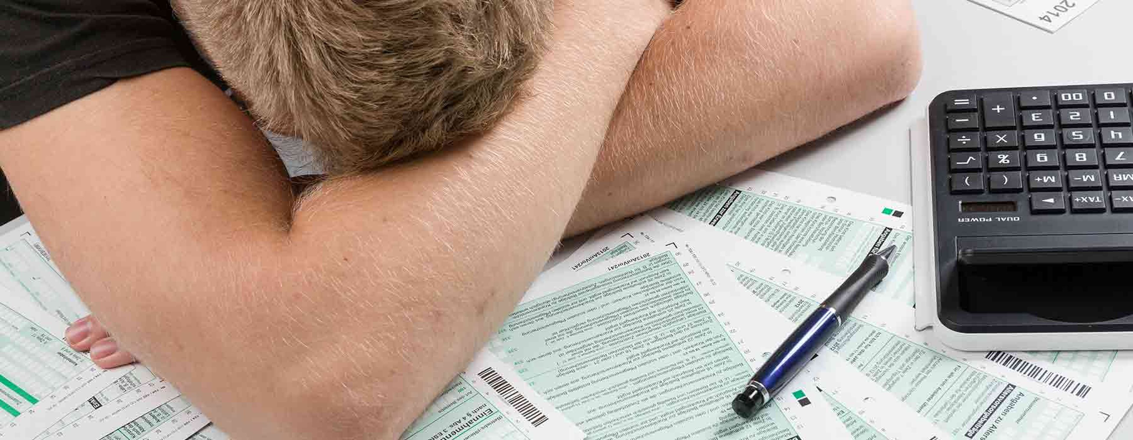 How to settle tax in Germany? Tax thresholds, rates, declarations for 2025 