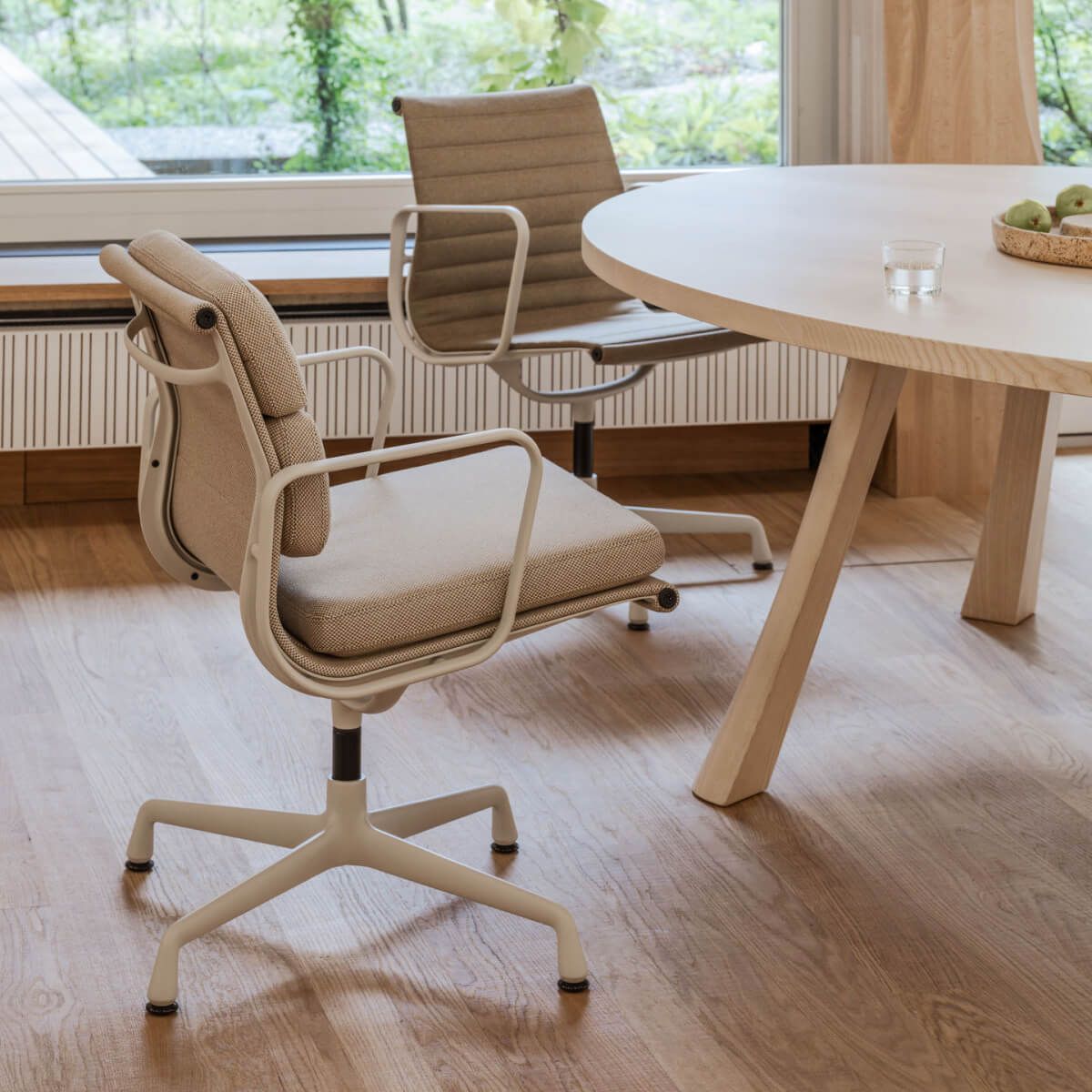 Promo Vitra Aluminium & Soft Pad Group