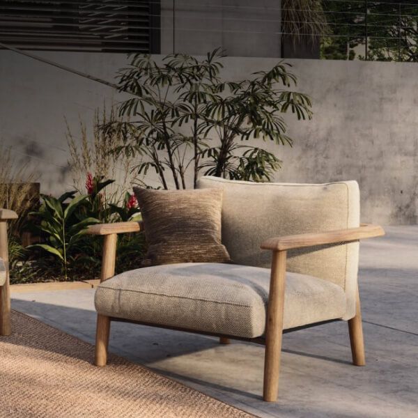 Sessel und Chaiselongues 