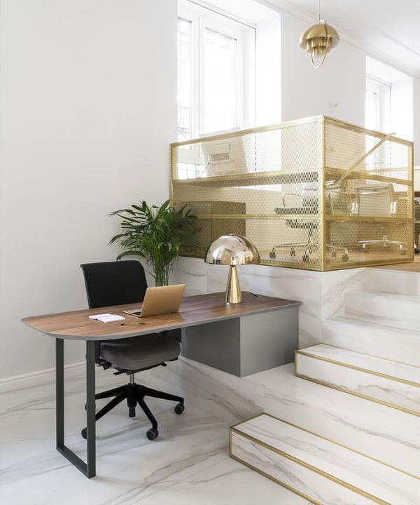 Élégant bureau dans le centre-ville de Milan