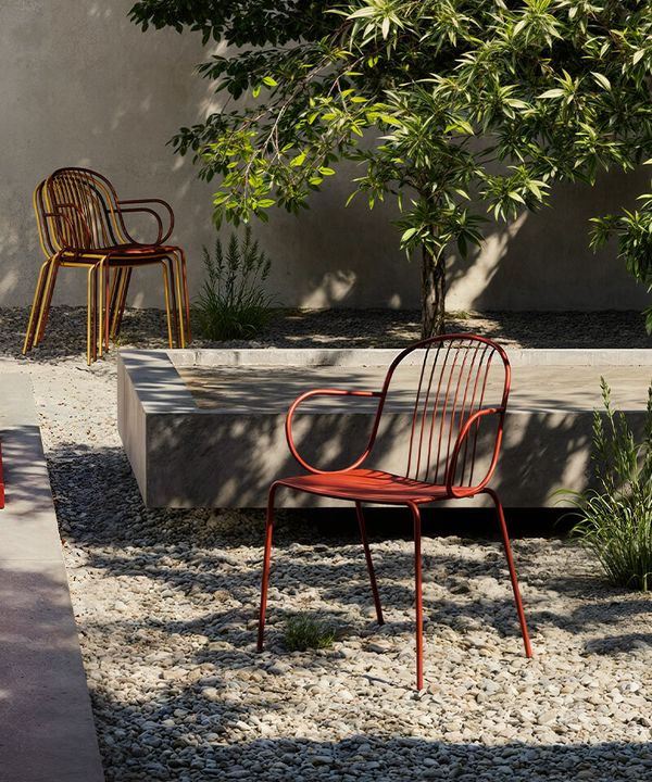 Infiniti Chaises