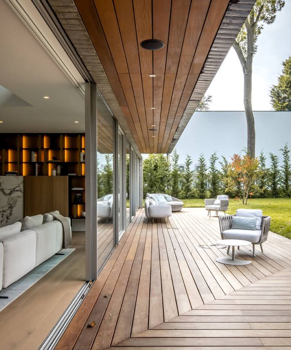 Una villa en Francia de líneas contemporáneas