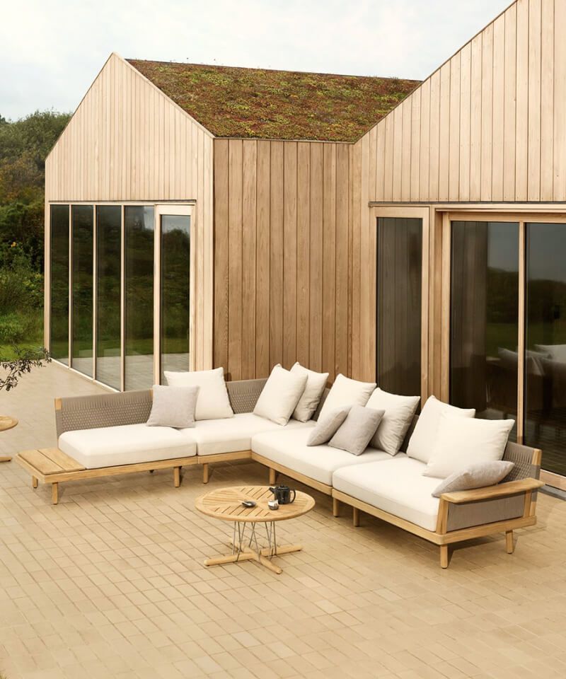 Carl Hansen & Søn Embrace Outdoor