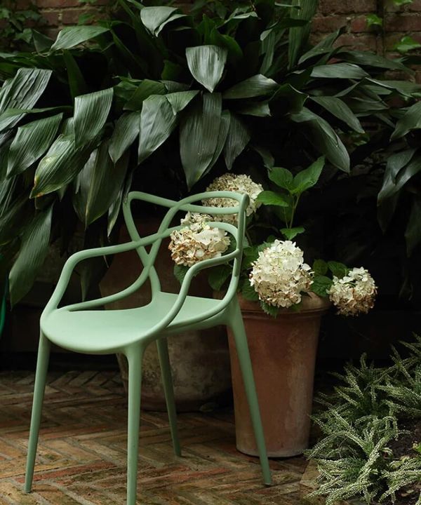 en livraison immédiate Kartell