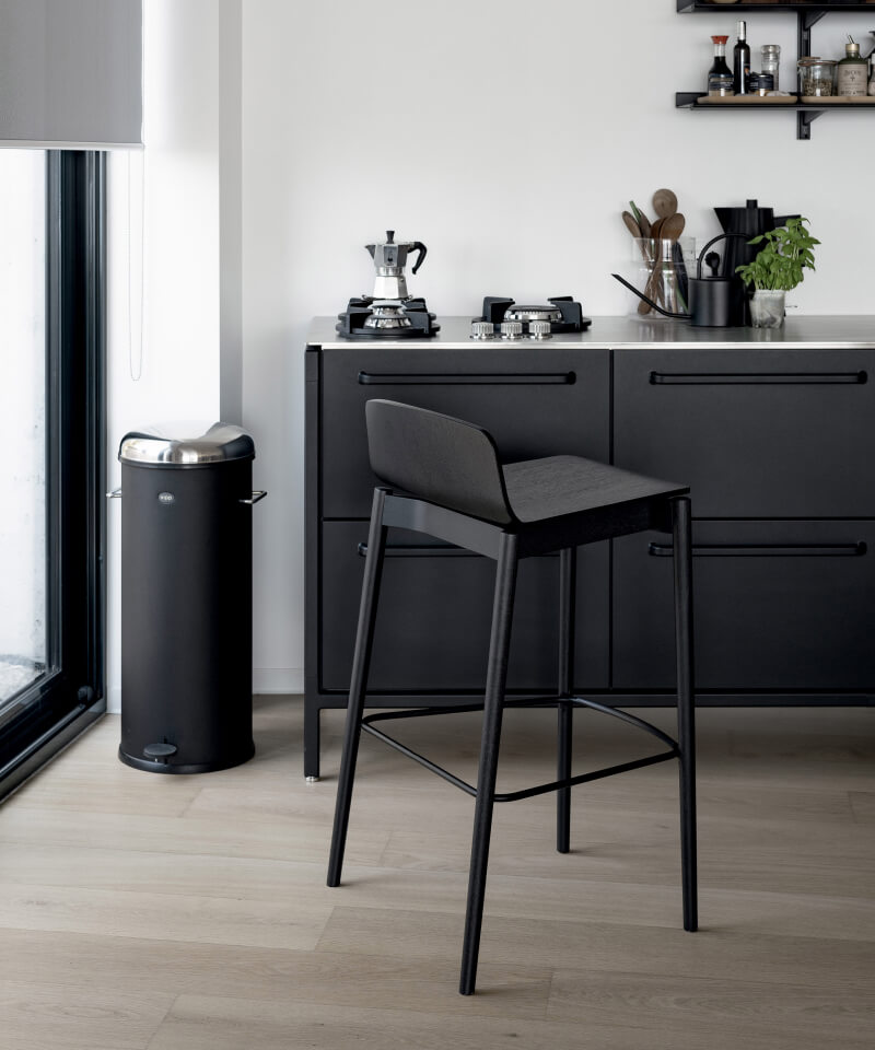 Hocker Kristalia