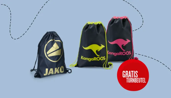 Drei Sportbeutel von JAKO und KangaROOS mit Hinweis auf einen kostenlosen Turnbeutel.