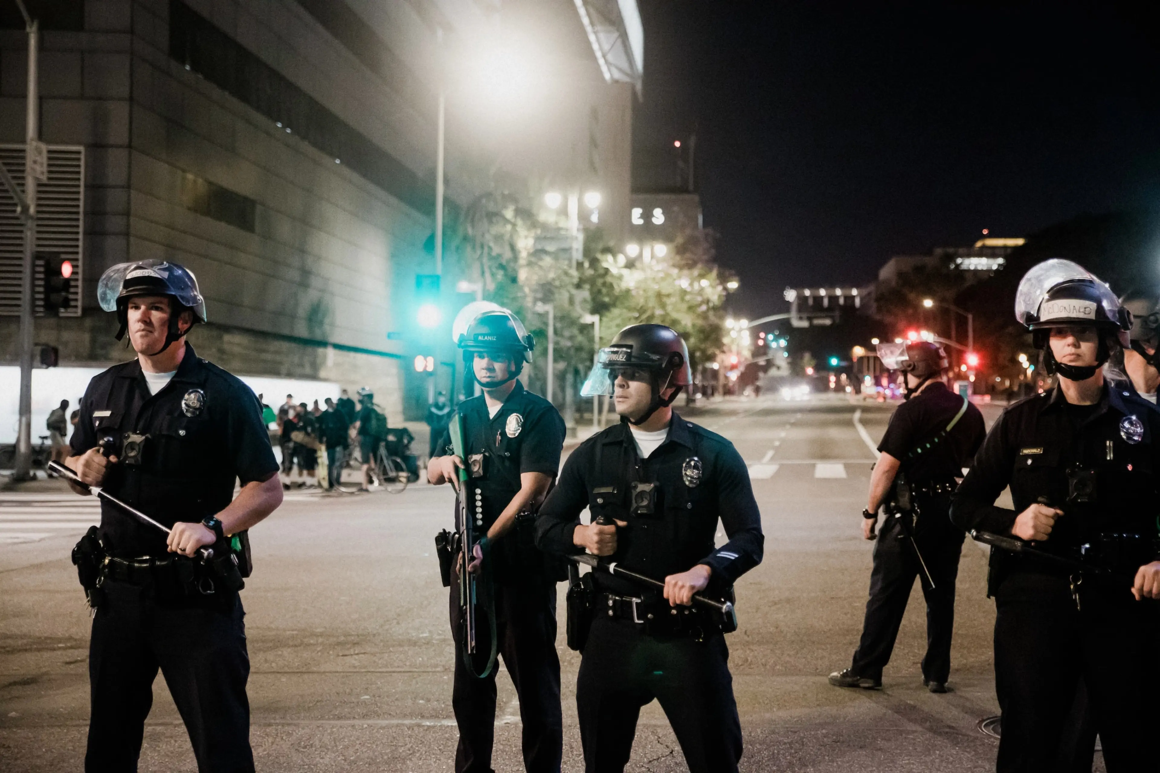 The Growing Debate Around Police Body Cameras And Mugshots - fjuwsk1