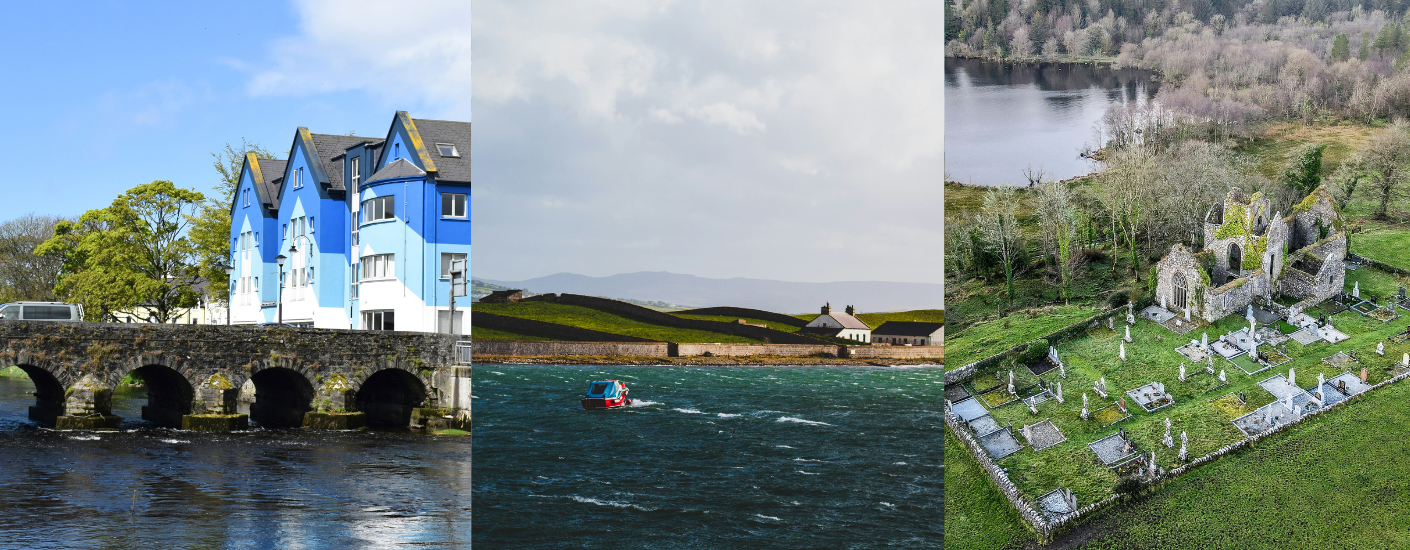 Blauwe huisjes aan water en een gekleurd bootje wat dobbert in de zee. Een oude ruïne op een heuvel uitkijkend op het water