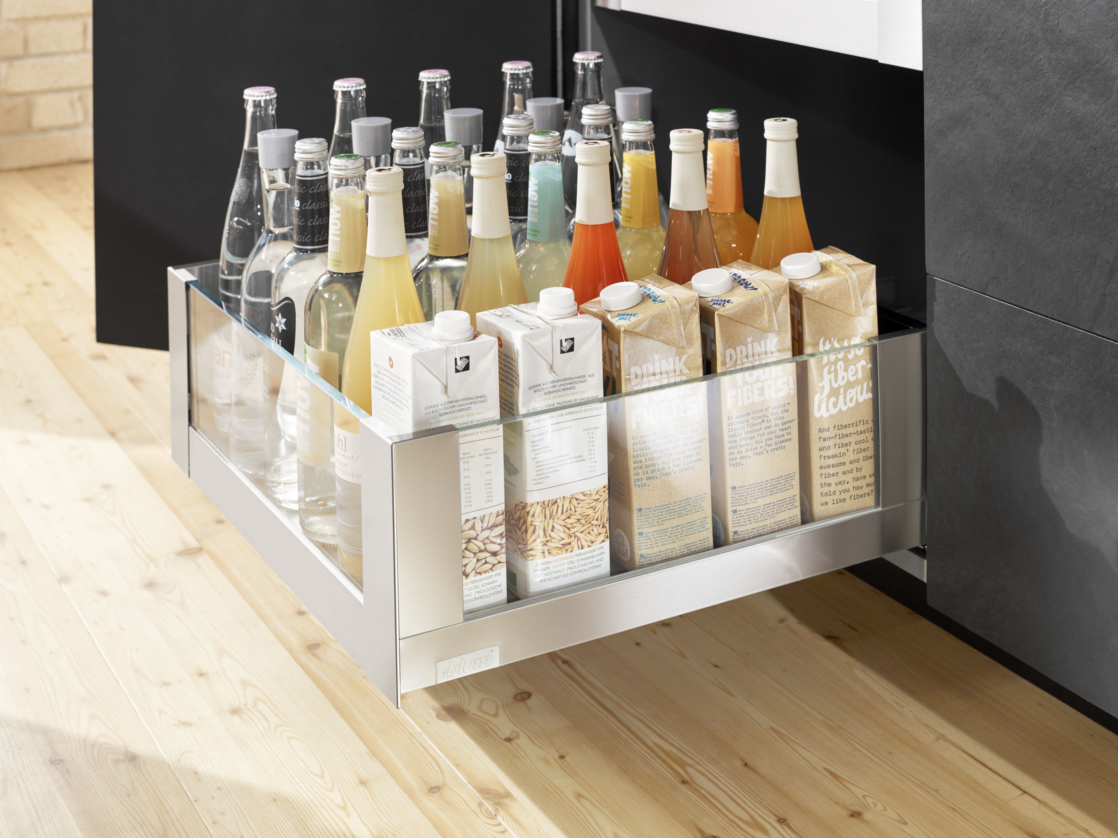 Two Options For More Storage Space In The Larder Unit Blum Inspirations